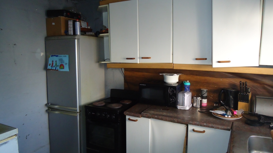 1 Bedroom Property for Sale in Deaconville Western Cape